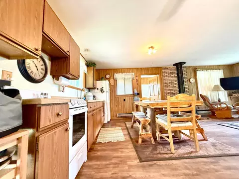 Kitchen - 22194 537th Ln, Mcgregor, MN 55760 photo 4 of 5