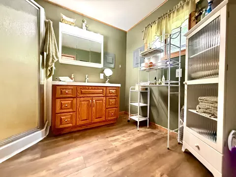 Bath - 22194 537th Ln, Mcgregor, MN 55760 photo 3 of 3