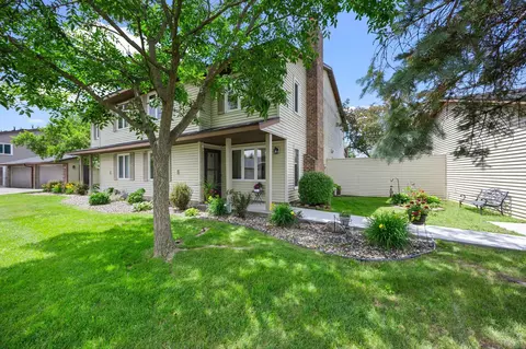 4701 Osage Pt, Eagan, MN 55122