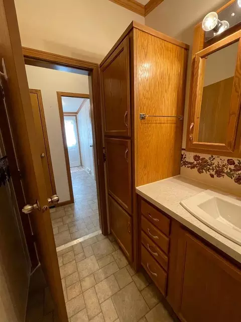 Bath - 708 1st St E, Milaca, MN 56353 photo 3 of 3
