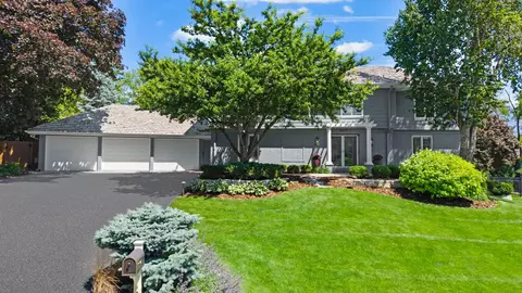 6612 Dovre Dr, Edina, MN 55436