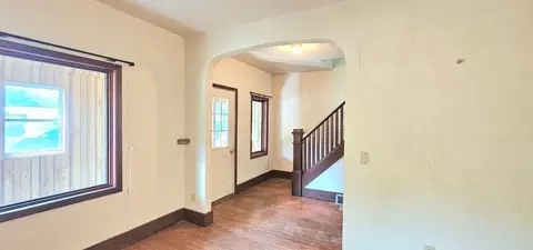 Entry Way - 205 E 6th St, Morris, MN 56267 photo 1 of 6