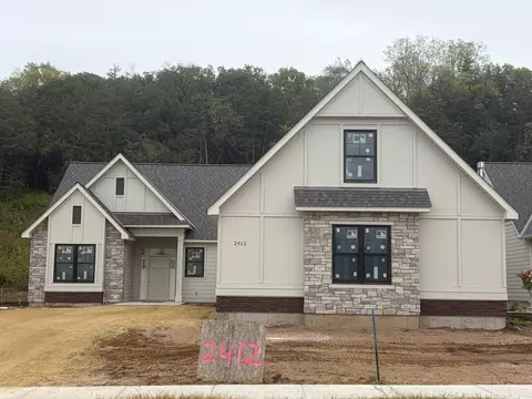 2412 Simply Living Ln, Hudson, WI 54016