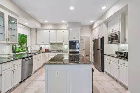 Kitchen - 823 Hidden Meadow Trl, Eagan, MN 55123 photo 1 of 3