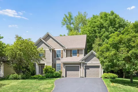 823 Hidden Meadow Trl, Eagan, MN 55123