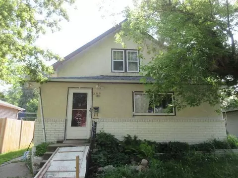 804 2nd Ave NE, Jamestown, ND 58401
