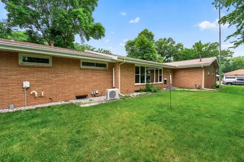Exterior - 755 3rd Ave NW, Milaca, MN 56353 photo 5 of 5
