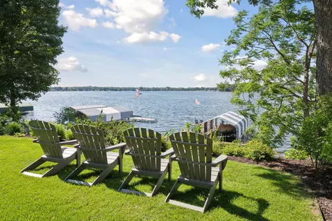3040 Northview Rd, Wayzata, MN 55391