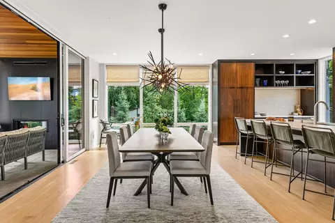 Dining - 1058 E Circle Dr, Wayzata, MN 55391 photo 2 of 4