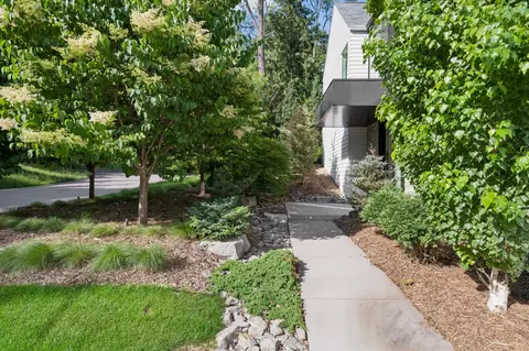 Exterior - 1058 E Circle Dr, Wayzata, MN 55391 photo 8 of 8