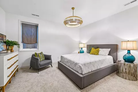 Bedroom - 1058 E Circle Dr, Wayzata, MN 55391 photo 3 of 3