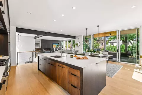 Kitchen - 1058 E Circle Dr, Wayzata, MN 55391 photo 5 of 6