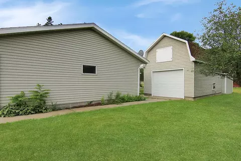 Exterior - 709 9th Ave NE, Brainerd, MN 56401 photo 10 of 10