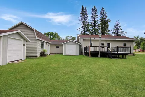 Exterior - 709 9th Ave NE, Brainerd, MN 56401 photo 6 of 10