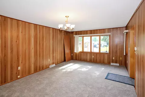 Living - 709 9th Ave NE, Brainerd, MN 56401 photo 2 of 2