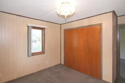 Bedroom - 709 9th Ave NE, Brainerd, MN 56401 photo 2 of 4