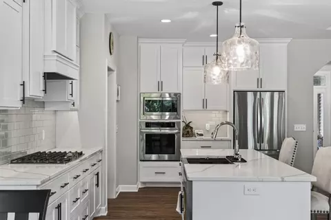 Kitchen - 16965 Piper Ln, Brainerd, MN 56401 photo 4 of 8