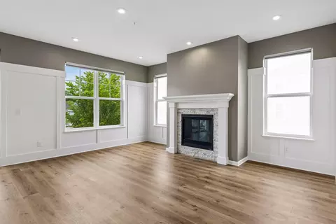 6921 Huckleberry Dr, Minnetrista, MN 55331