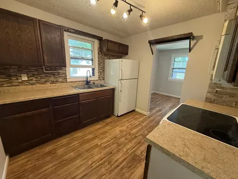 Kitchen - 1017 10th Ave NE, Brainerd, MN 56401 photo 1 of 2