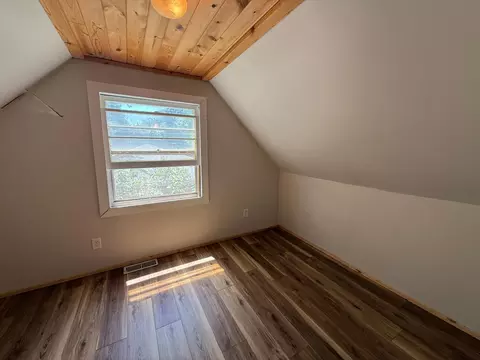 Bedroom - 1017 10th Ave NE, Brainerd, MN 56401 photo 2 of 2