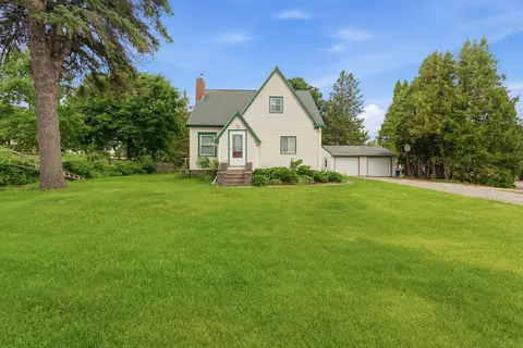 1113 State St N, Waseca, MN 56093