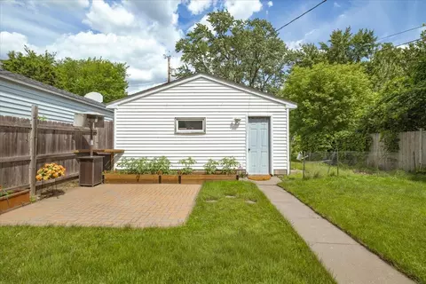 Exterior - 1388 Simpson St, Saint Paul, MN 55108 photo 5 of 5
