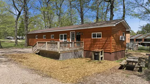 7444 N Pats Landing Rd #9, Hayward, WI 54843