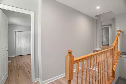 Entry Way - 2981 Pilot Knob Rd, Eagan, MN 55121 photo 8 of 8