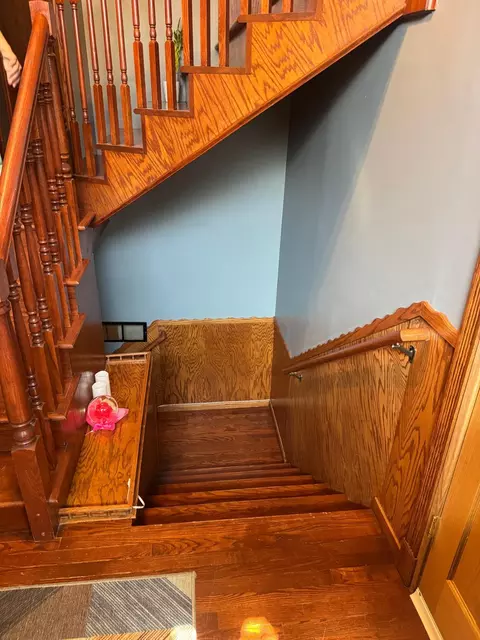 Entry Way - 2981 Pilot Knob Rd, Eagan, MN 55121 photo 2 of 4