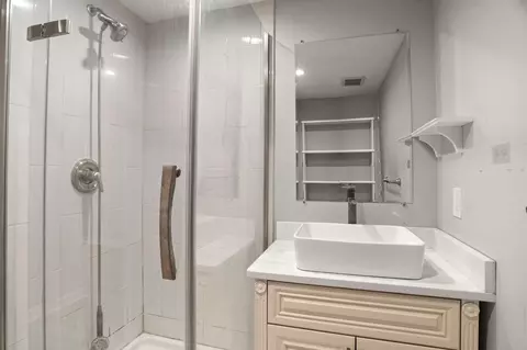 Bath - 2981 Pilot Knob Rd, Eagan, MN 55121 photo 7 of 9