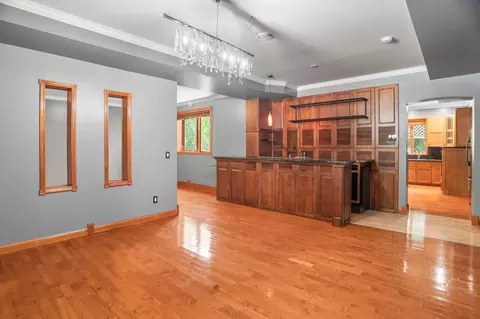 Living - 2981 Pilot Knob Rd, Eagan, MN 55121 photo 6 of 12