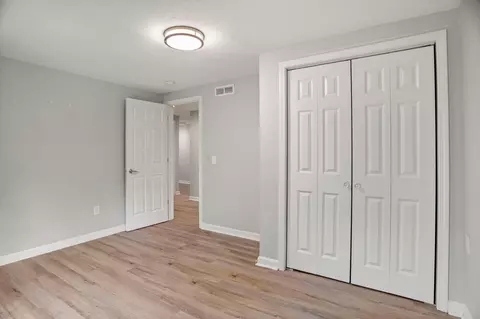 Bedroom - 2981 Pilot Knob Rd, Eagan, MN 55121 photo 11 of 12