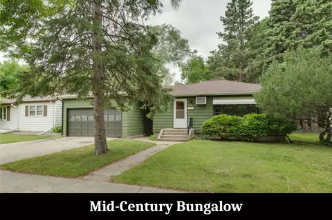 419 16th St S, Moorhead, MN 56560