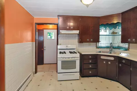 Kitchen - 1026 E Division St, Saint Cloud, MN 56304 photo 2 of 2