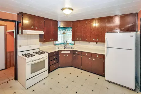 Kitchen - 1026 E Division St, Saint Cloud, MN 56304 photo 1 of 2