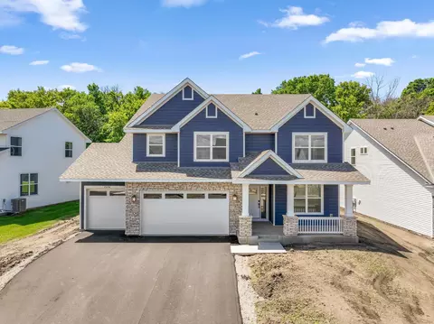 2694 Aspen Dr, Shakopee, MN 55379