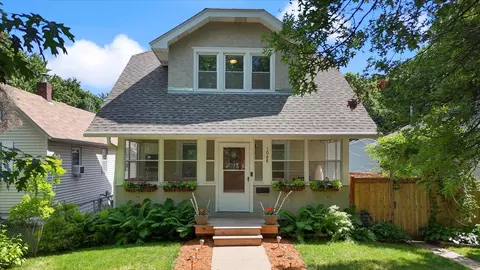 1068 Pleasant Ave, Saint Paul, MN 55102