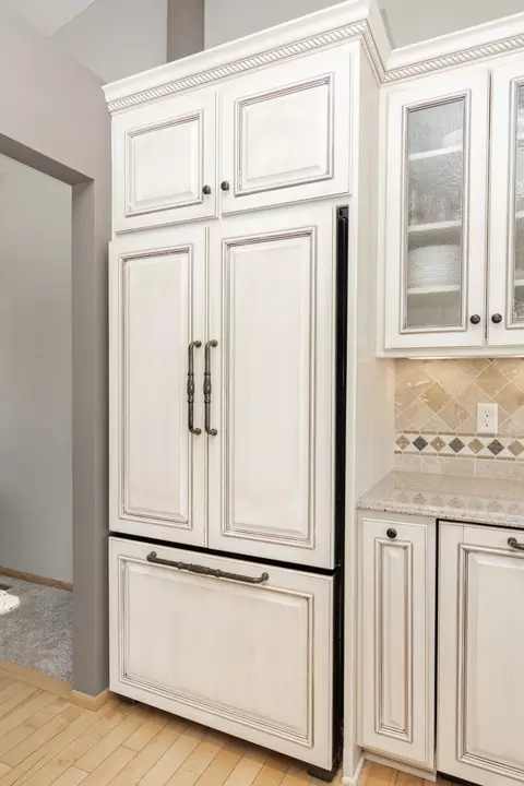 Kitchen - 2715 33rd St S, Fargo, ND 58103 photo 6 of 6