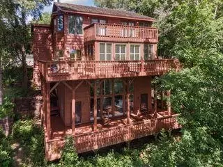 5202 Pierce St NE, Fridley, MN 55421