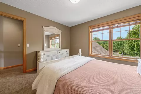 Bedroom - 11205 Circle Lake Ln, Faribault, MN 55021 photo 8 of 8