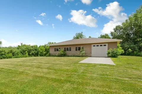Exterior - 11205 Circle Lake Ln, Faribault, MN 55021 photo 11 of 18