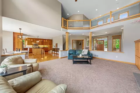 Living - 11205 Circle Lake Ln, Faribault, MN 55021 photo 3 of 11