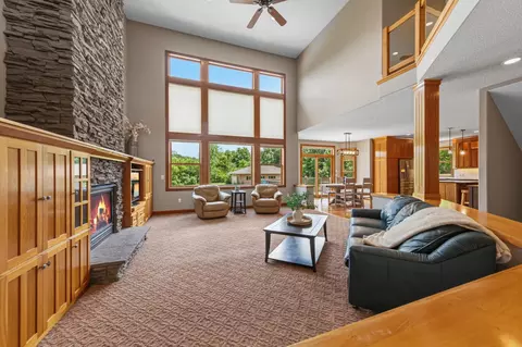 Living - 11205 Circle Lake Ln, Faribault, MN 55021 photo 2 of 11