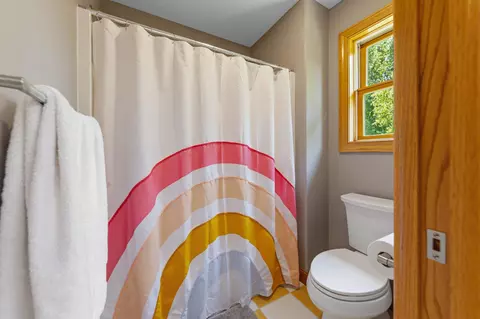 Bath - 11205 Circle Lake Ln, Faribault, MN 55021 photo 6 of 9
