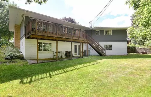 Exterior - 612 7th Ave SW, Faribault, MN 55021 photo 6 of 7