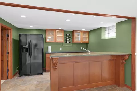 Kitchen - 8336 Ewing Rd, Bloomington, MN 55431 photo 5 of 6