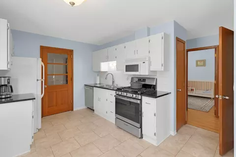 Kitchen - 8336 Ewing Rd, Bloomington, MN 55431 photo 1 of 6