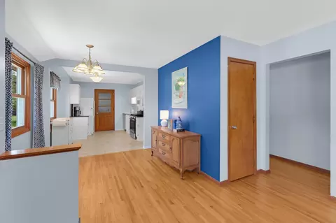 Entry Way - 8336 Ewing Rd, Bloomington, MN 55431 photo 1 of 2
