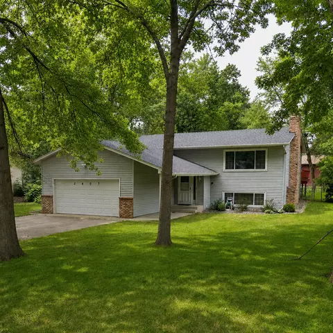 2407 Spruce Pl, White Bear Lake, MN 55110