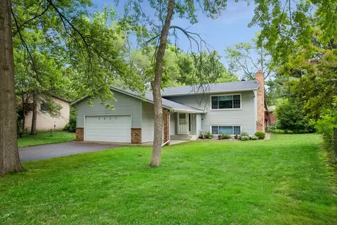 2407 Spruce Pl, White Bear Lake, MN 55110